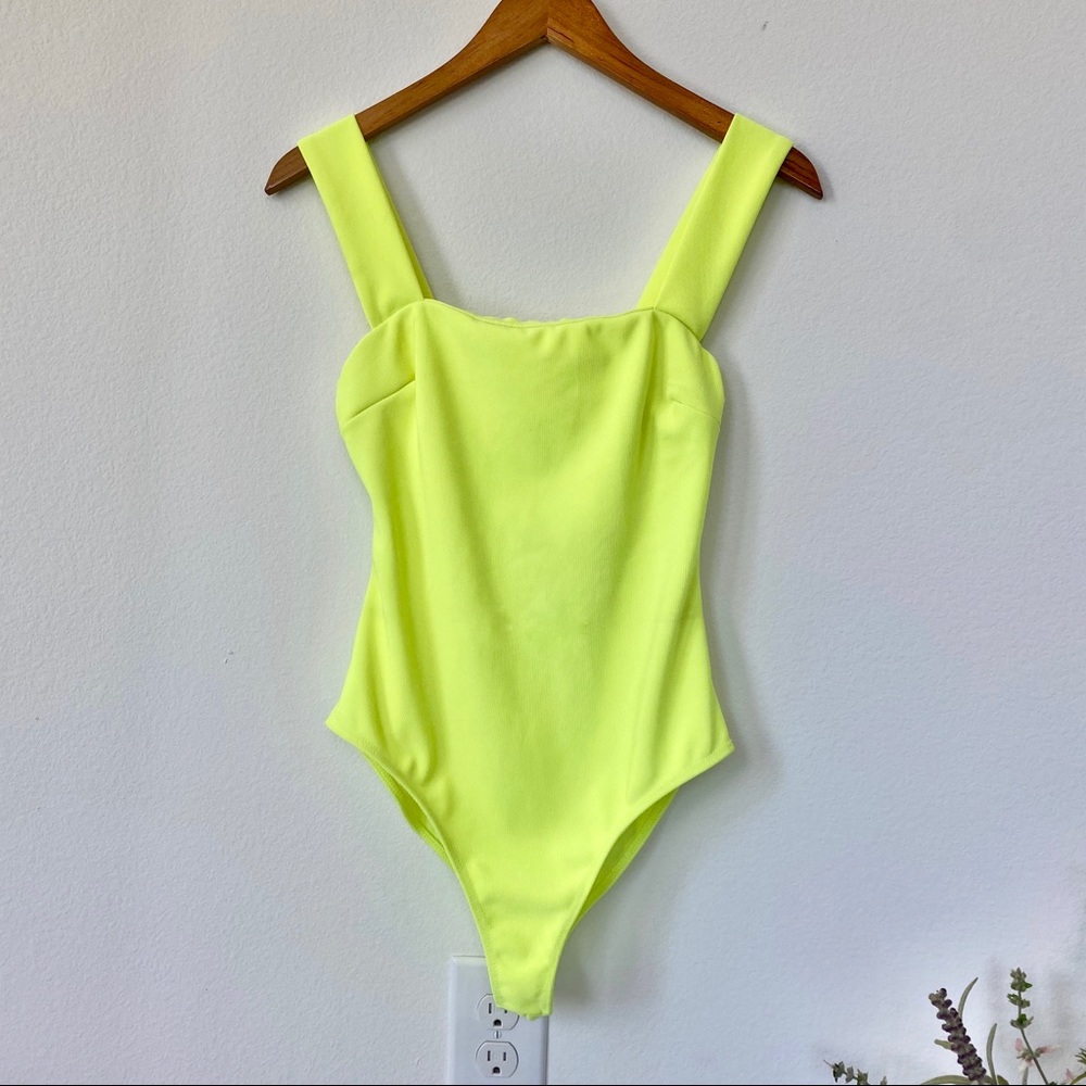 WINWIN neon yellow Bodysuit